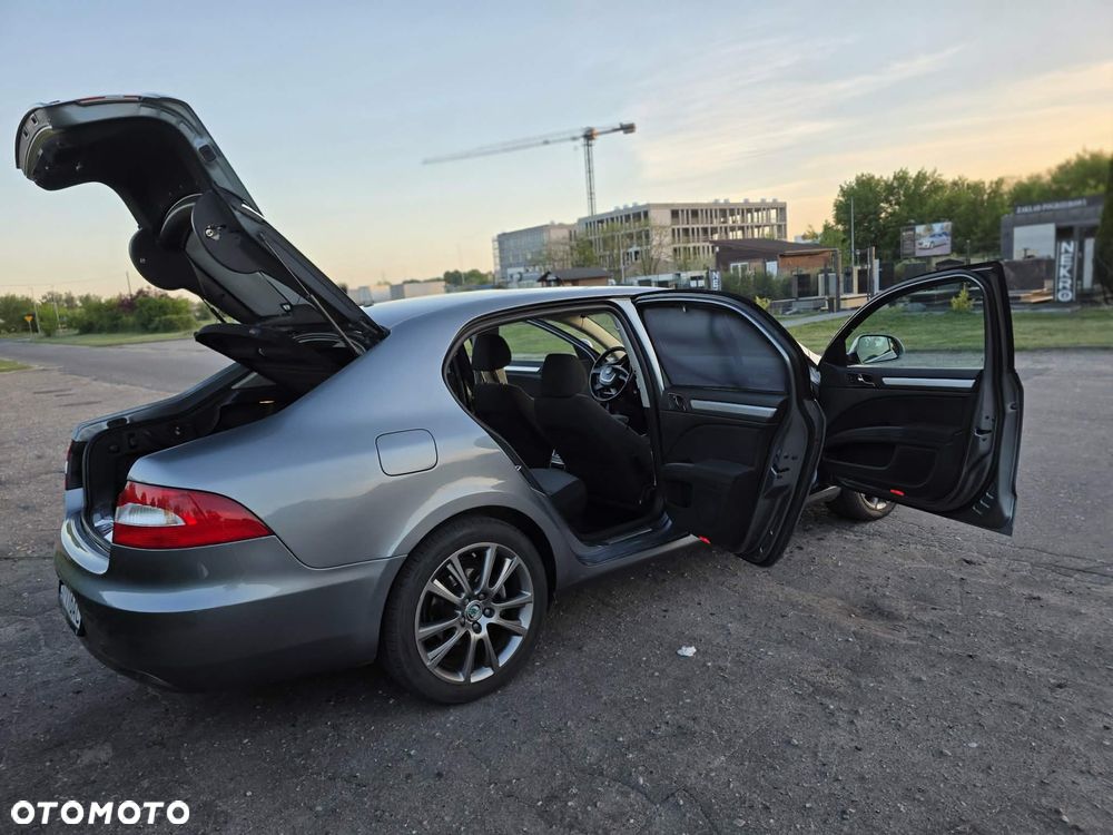 Skoda Superb 2.0 TDI Comfort - 10