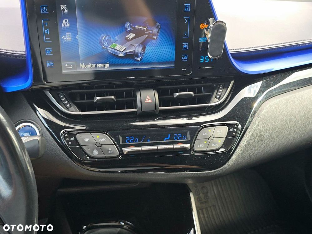 Toyota C-HR - 14