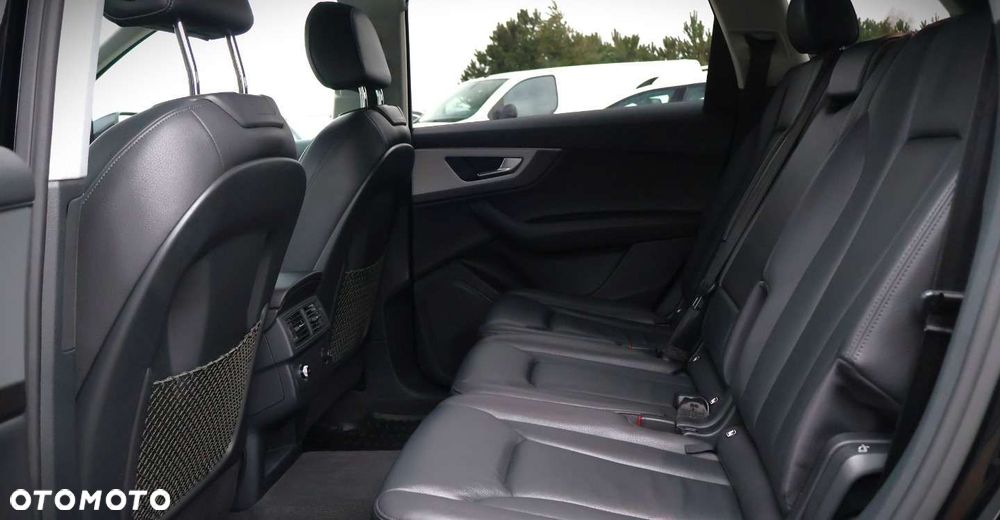 Audi Q7 - 18