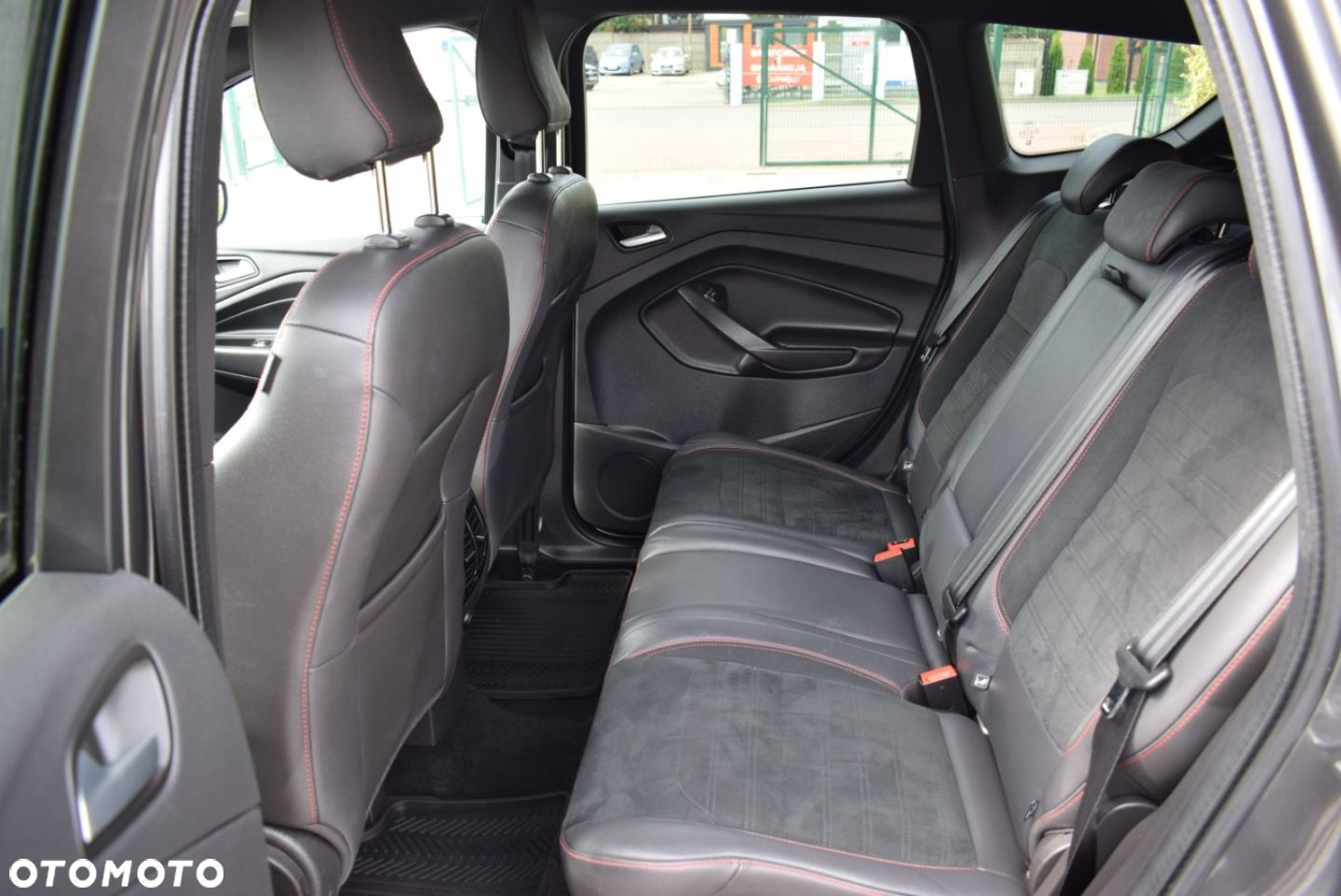 Ford Kuga - 22