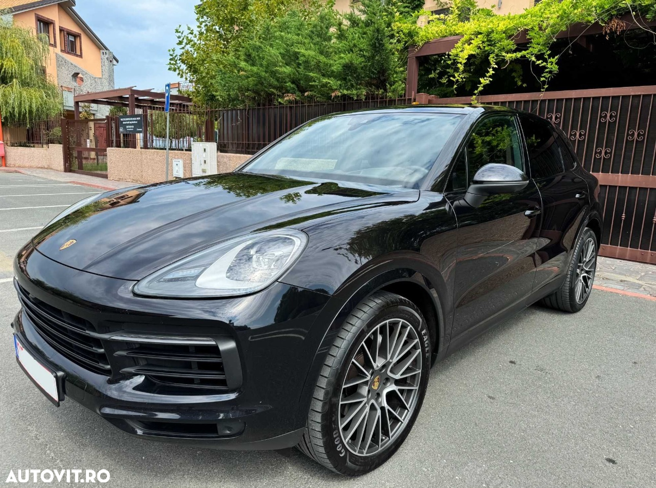 Porsche Cayenne - 3