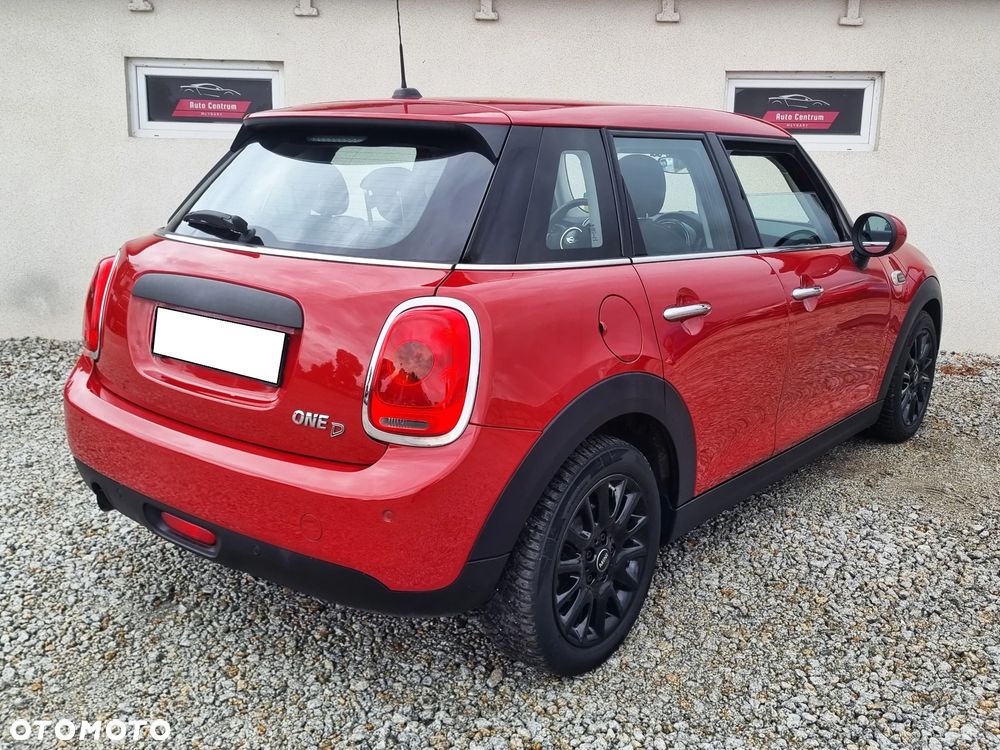 MINI ONE D - 3