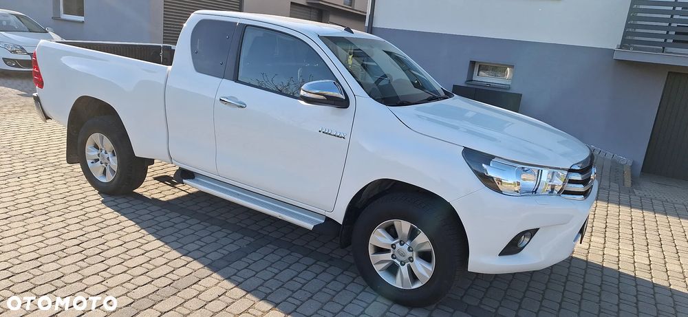 Toyota Hilux 4x4 Extra Cab Duty Comfort - 1