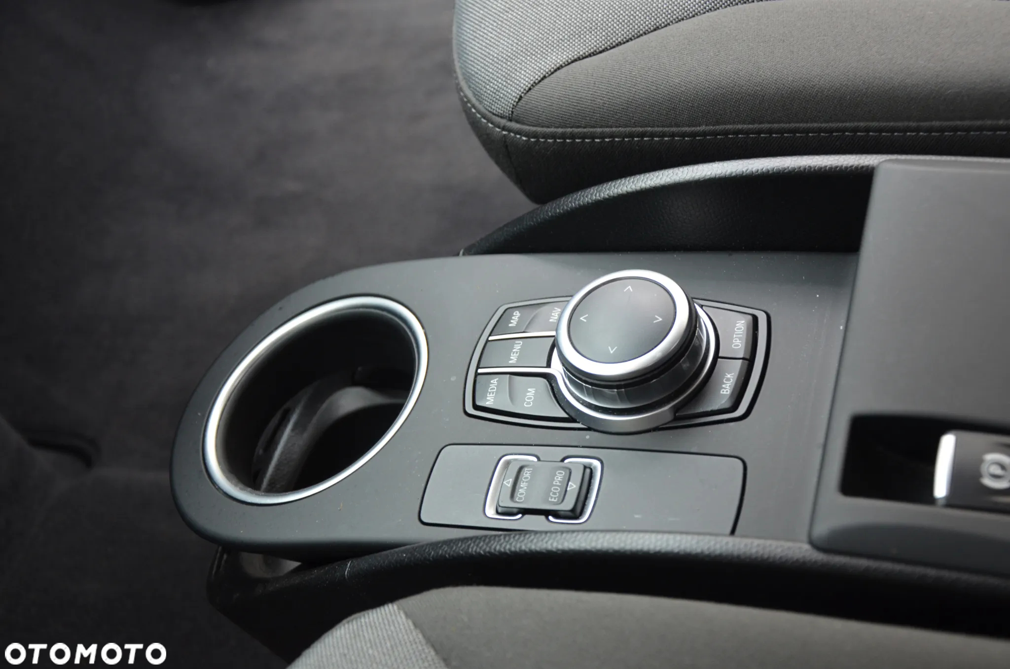 BMW i3 120 Ah - 19