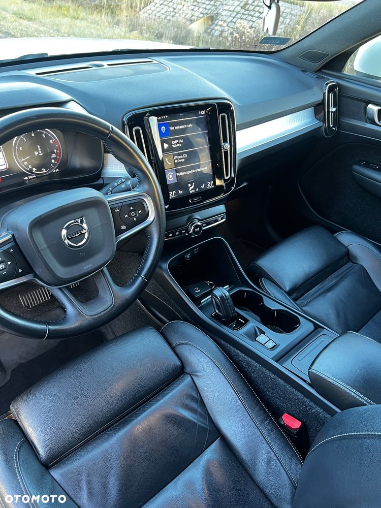 Volvo XC 40 T4 AWD Momentum Pro - 30