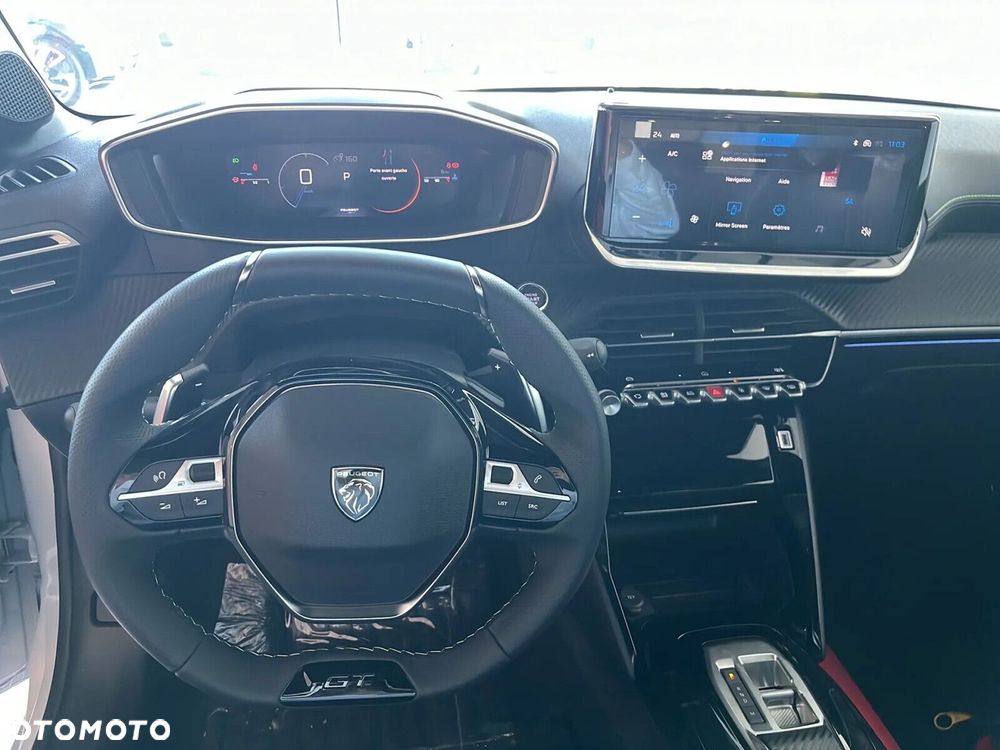 Peugeot 208 1.2 mHEV GT - 11