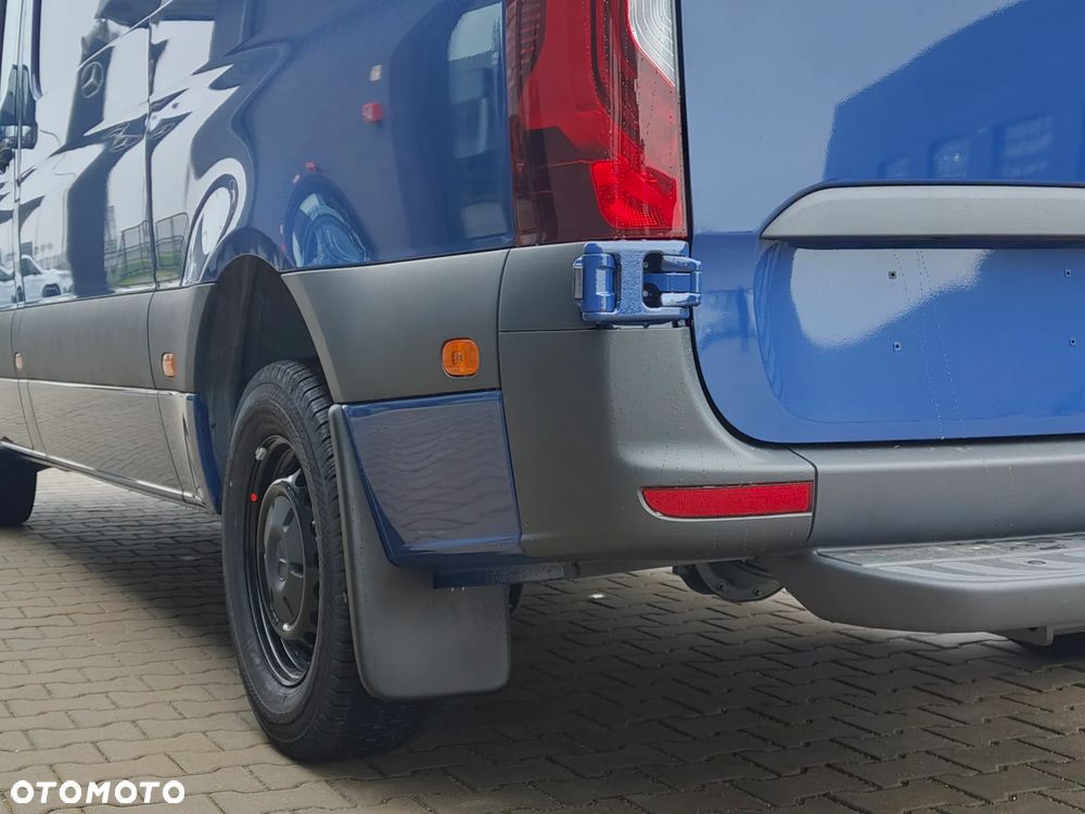 Mercedes-Benz Sprinter - 18