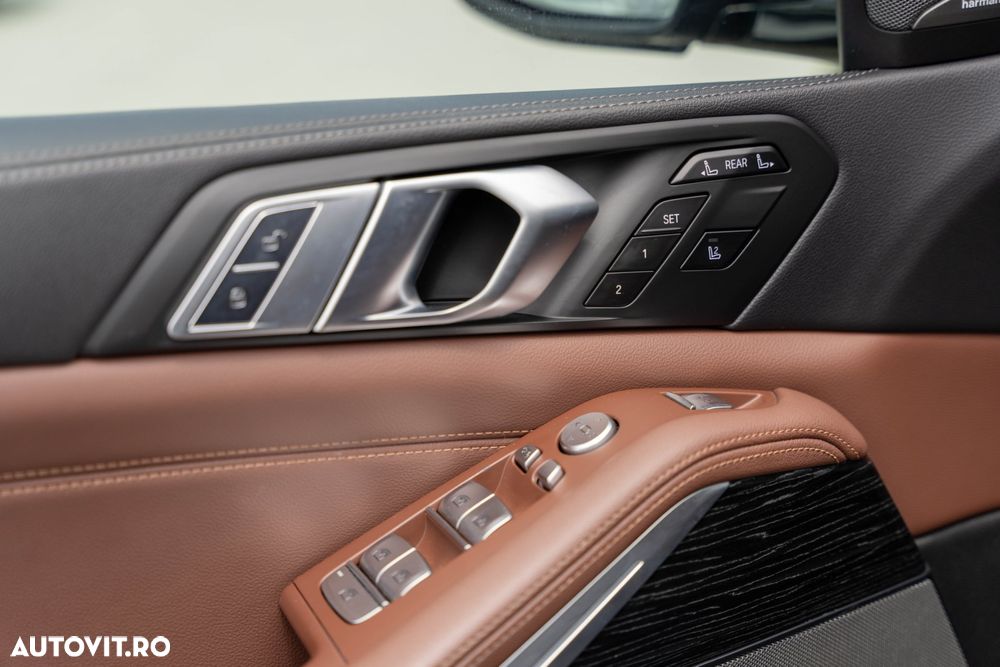 BMW X7 - 38