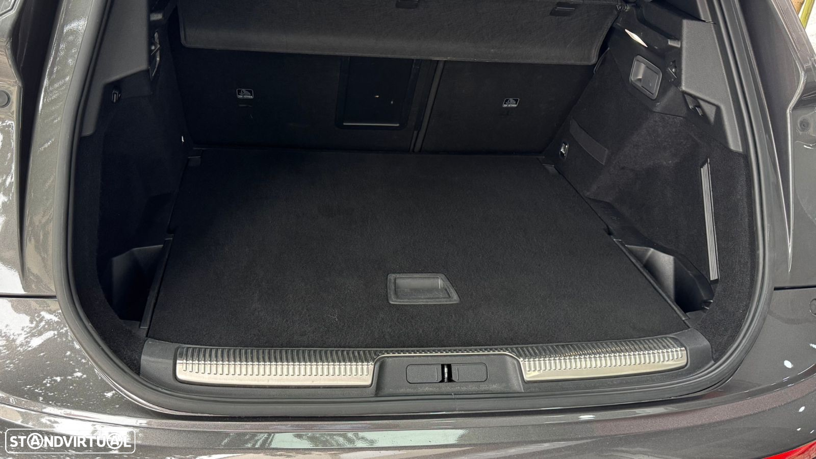 DS DS7 Crossback 1.5 BlueHDi Performance Line EAT8 - 7