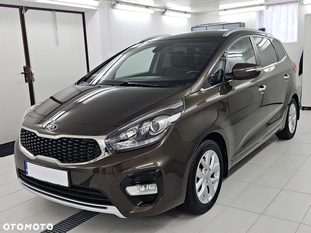 Kia Carens 1.6 GDI Business Line EU6 - 10