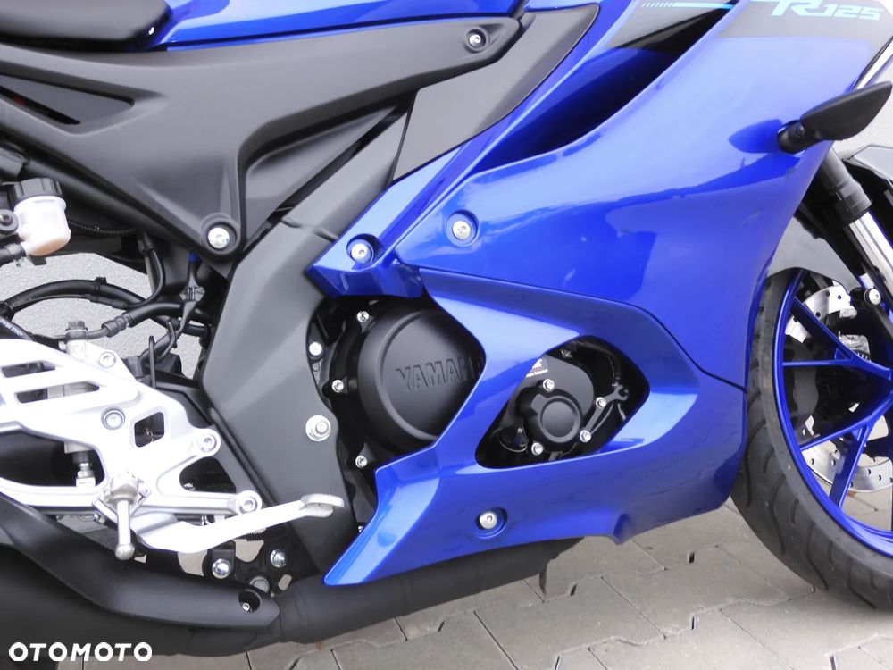 Yamaha YZF - 15