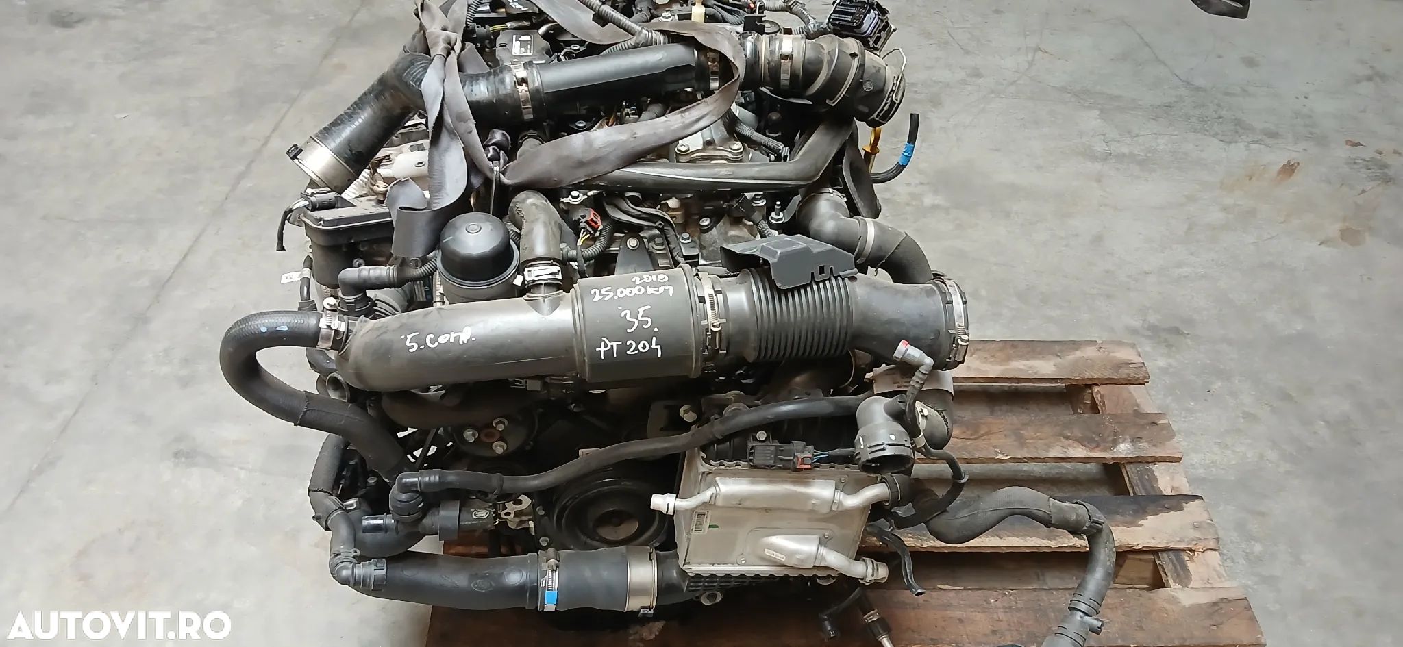 Motor complet JAGUAR F-PACE 2.0 benzina Tip PT204 25.0000 km 2019 - 1