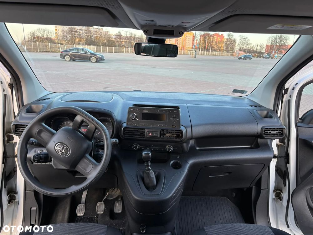 Toyota Proace City Verso 1.5 D-4D Business - 19