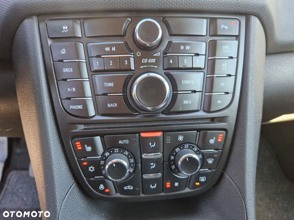 Opel Meriva 1.4 Innovation - 26