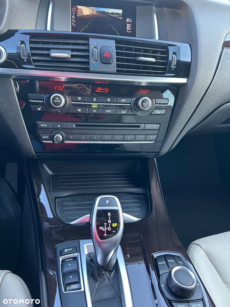 BMW X4 xDrive28i xLine - 16