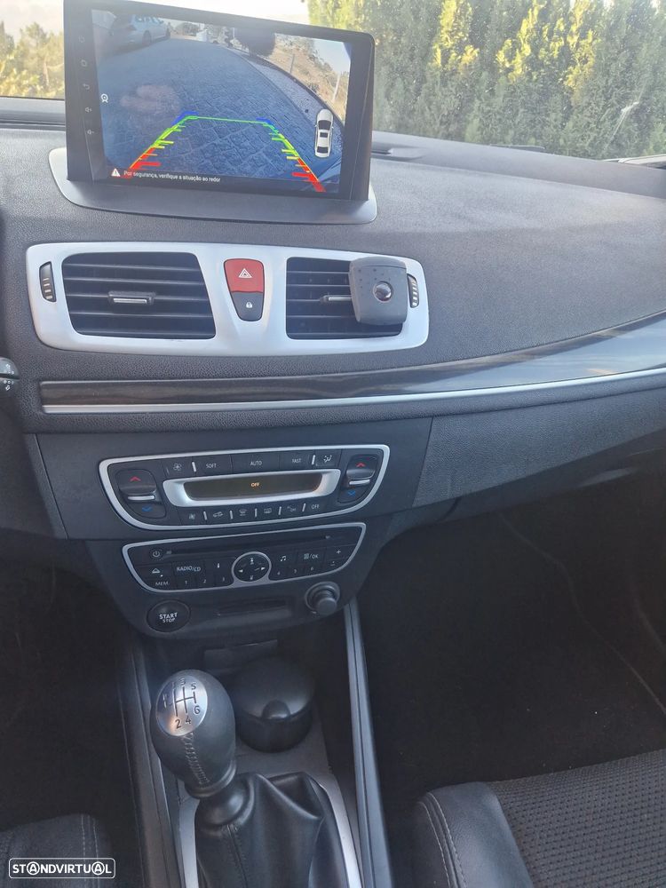 Renault Mégane Sport Tourer 1.5 dCi Dynamique S CO2 Champion - 9