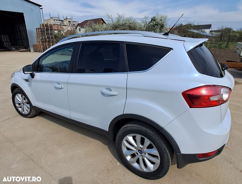 Ford Kuga 2.0 TDCi 4WD Titanium - 3