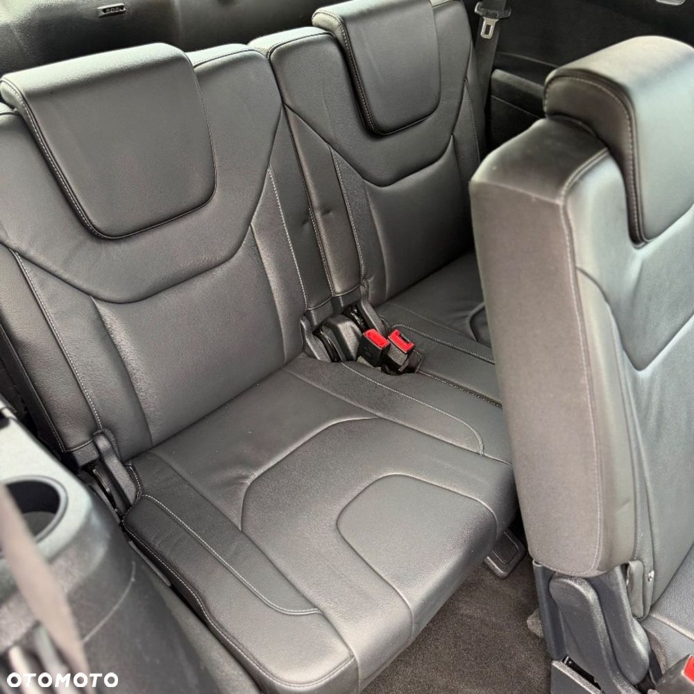 Ford S-Max - 33