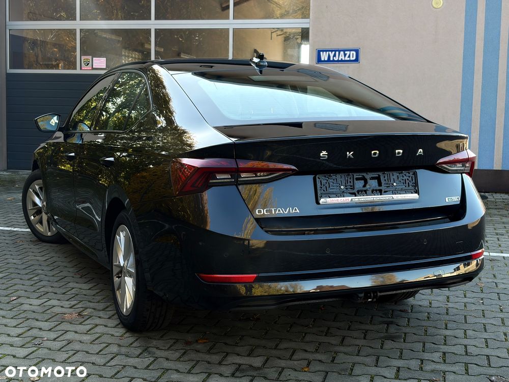 Skoda Octavia 1.5 TSI e-TEC DSG Style - 6