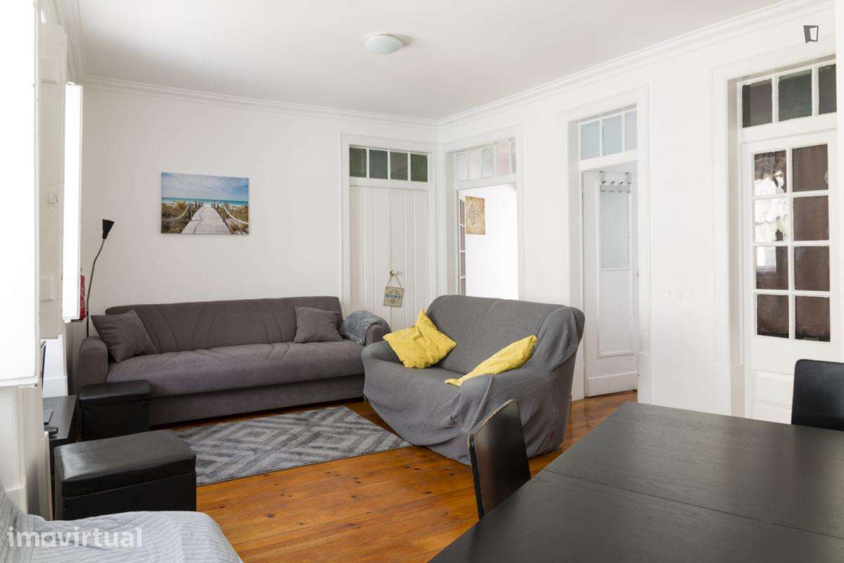 Apartamento com 2 quartos - localizado em São Bento Lisbon - Grande imagem: 4/12