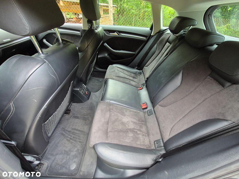 Audi A3 Sportback 2.0 TDI (clean diesel) quattro Attraction - 14