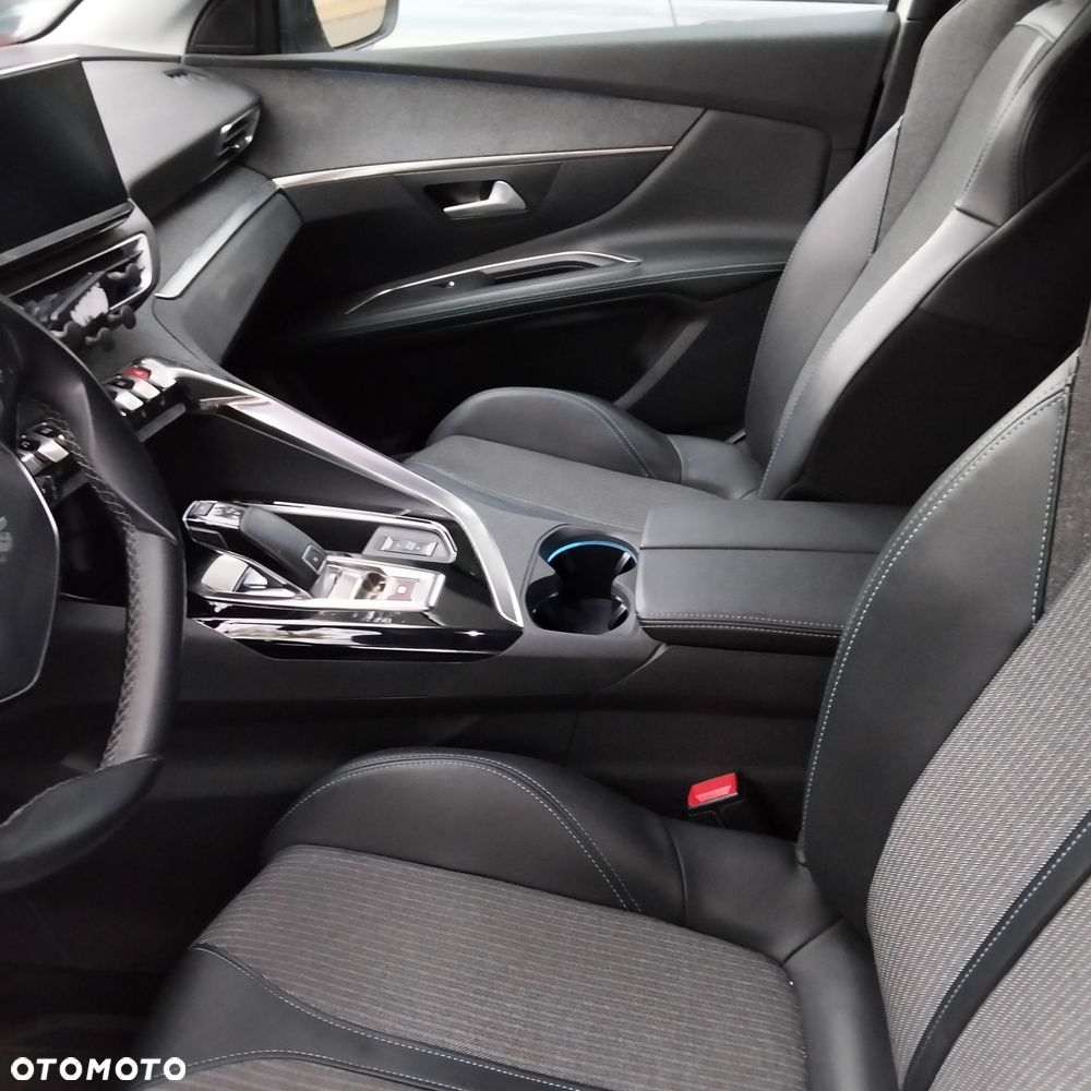Peugeot 3008 - 8