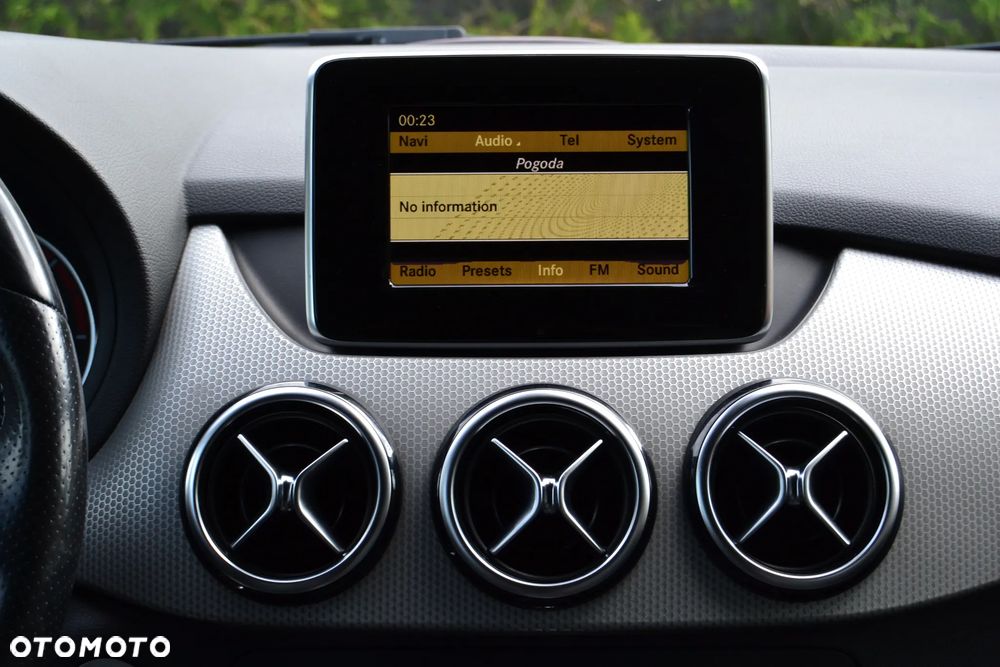 Mercedes-Benz Klasa B 180 CDI (BlueEFFICIENCY) - 24