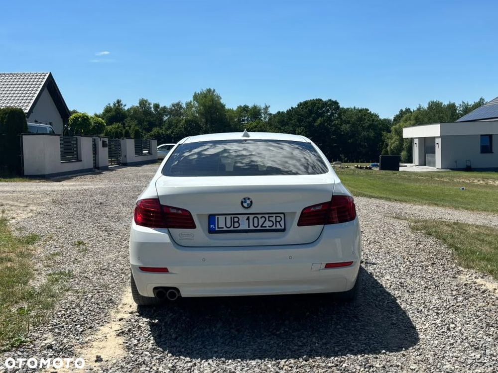 BMW Seria 5 528i xDrive Sport-Aut - 5