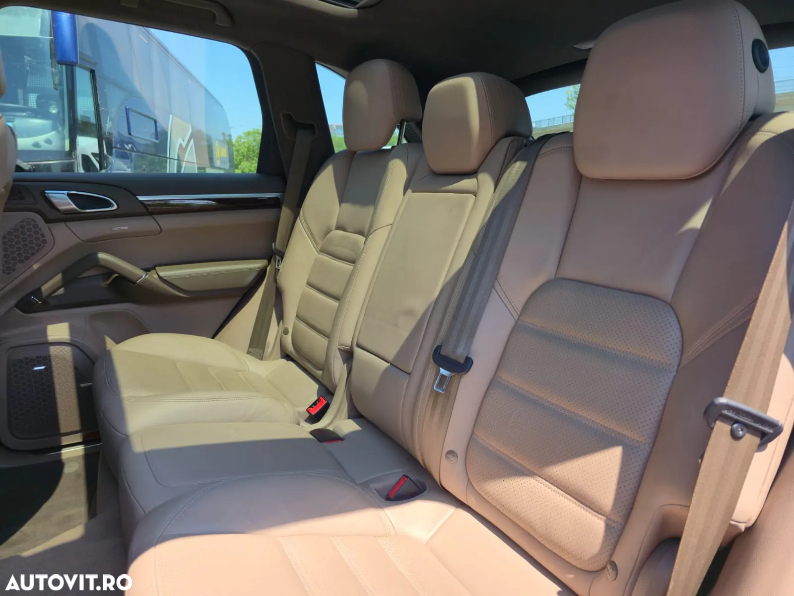Porsche Cayenne 4.2 L S - 8