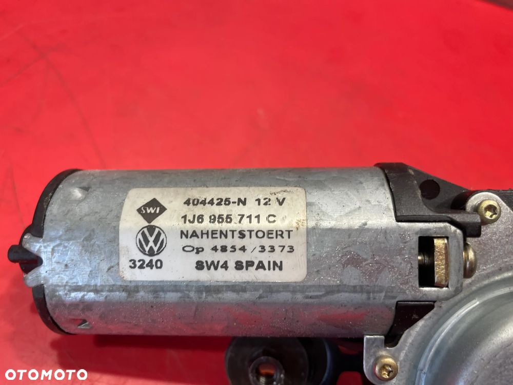 SEAT LEON I SILNICZEK WYCIERACZKI TYŁ BAGAZNIKA 1J6955711C - 2