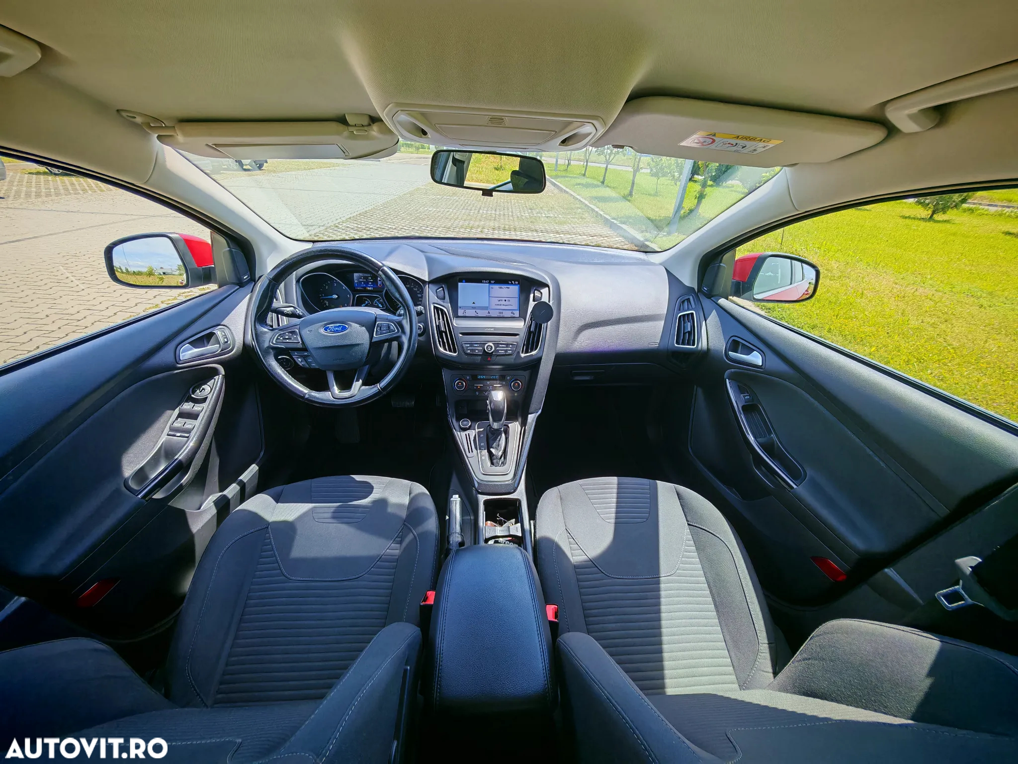 Ford Focus 1.5 TDCi Powershift Titanium - 11