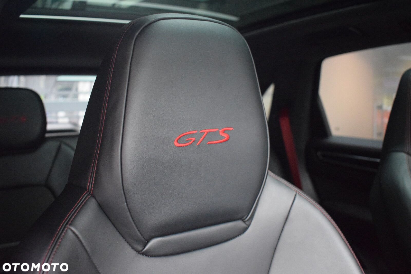 Porsche Cayenne GTS - 17