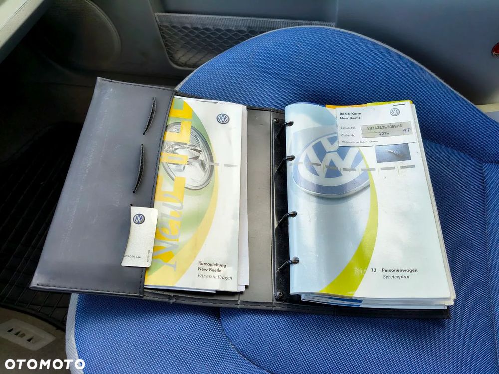 Volkswagen New Beetle 1.6 - 17