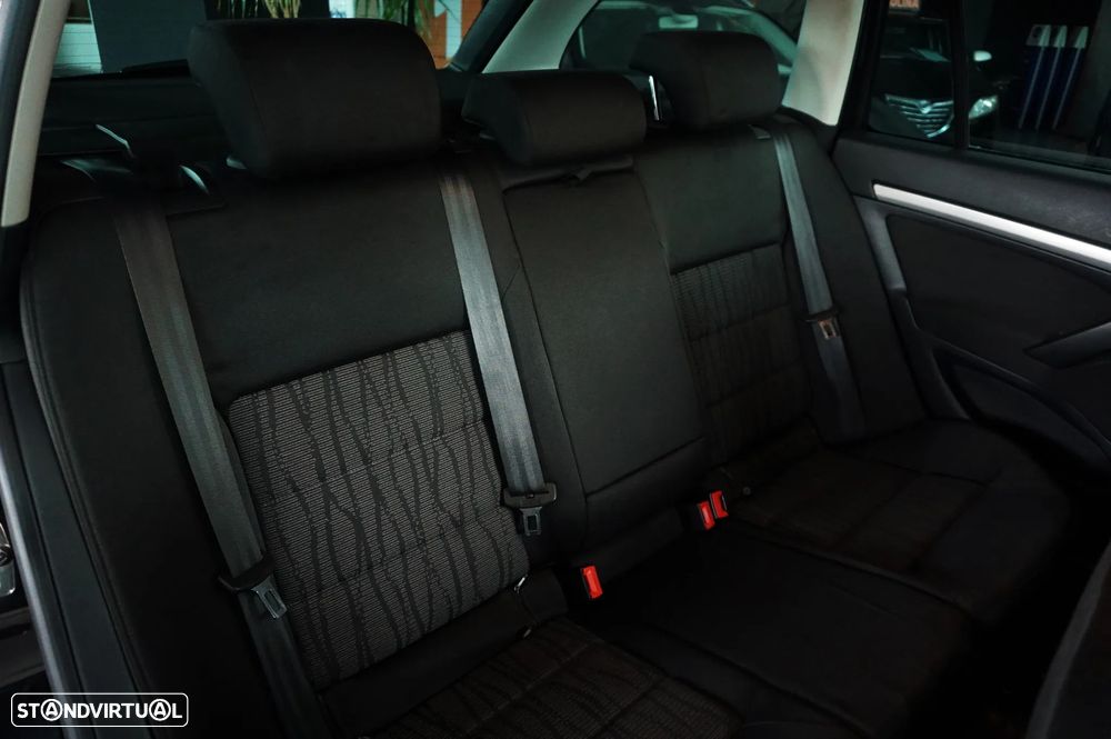 Skoda Octavia Break 1.6 TDi Elegance Pack - 22