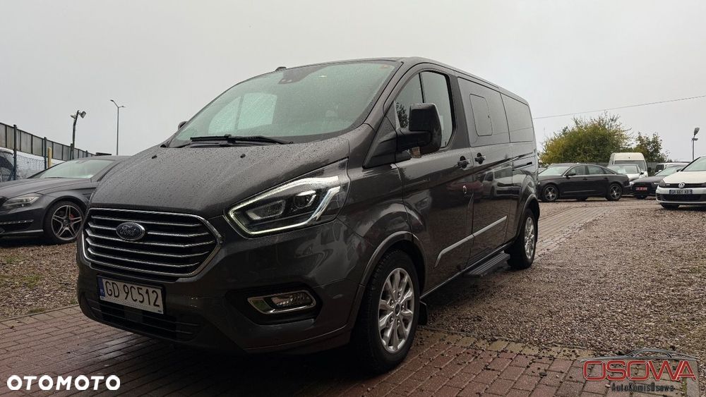 Ford Tourneo Custom - 6