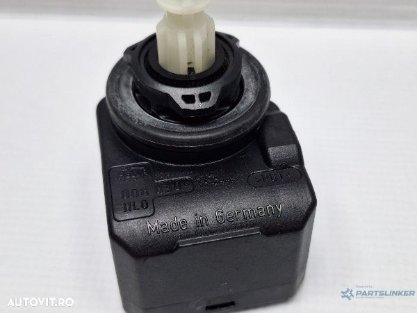 Motoras reglaj inaltime far AUDI A3 II Sportback (8PA) [ 2004 - 2015 ] TDI 16V (BKD, CBAB, CFFB, CLJA) 103KW|140HP OEM 1K6941295 - 4