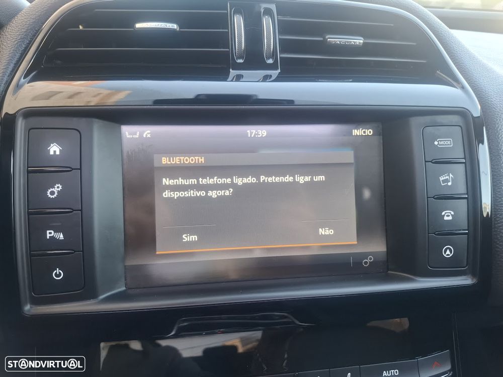 Jaguar XE 2.0 D Prestige Aut. - 17