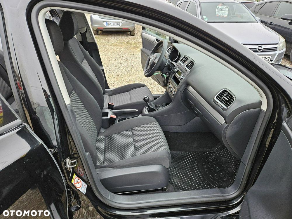 Volkswagen Golf - 9