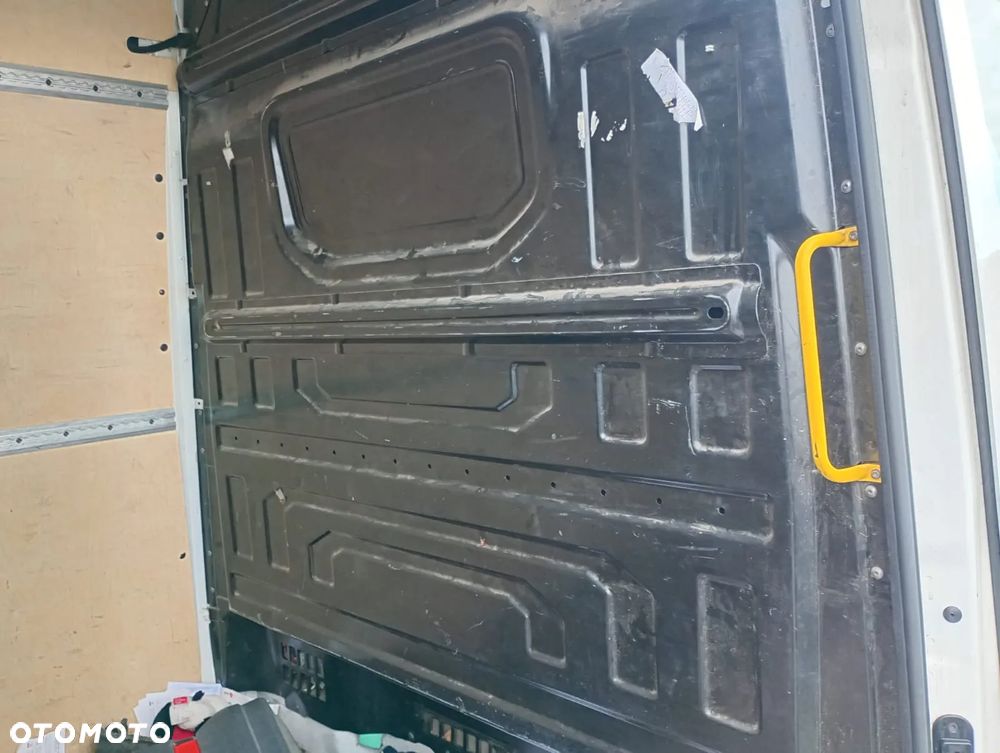 Volkswagen Crafter Maxi - 19