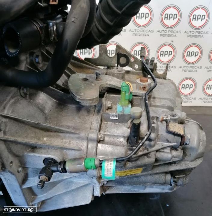 Caixa de velocidades Renault Espace 4 2.2 DCI referência PK6011, PK6001.