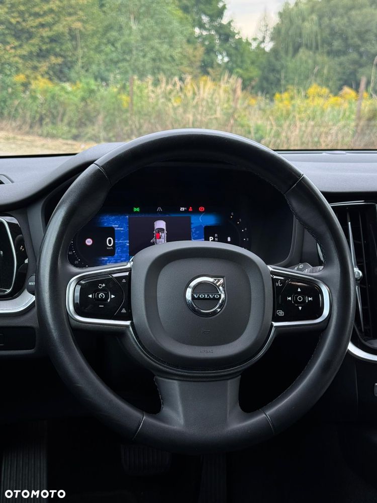 Volvo V60 Cross Country Plus B4 D AWD - 27