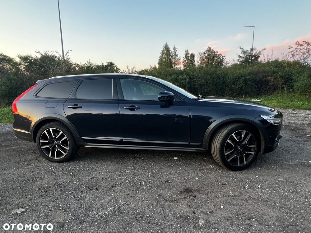 Volvo V90 Cross Country D5 SCR AWD - 27