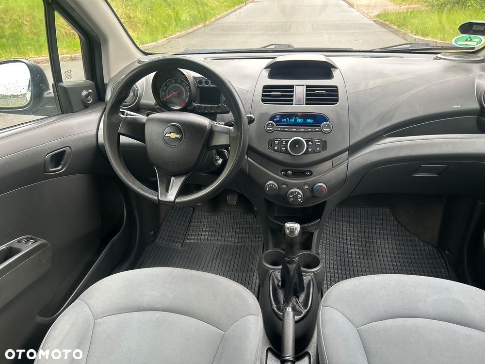 Chevrolet Spark 1.0 LS - 9
