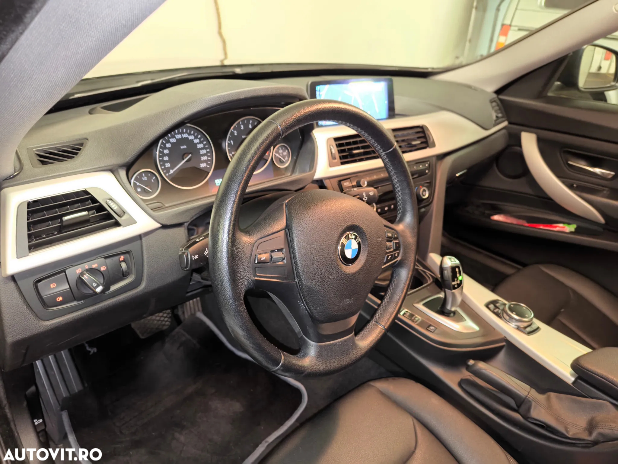 BMW Seria 3 - 11