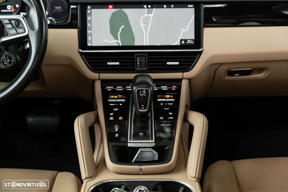 Porsche Cayenne E-Hybrid - 40
