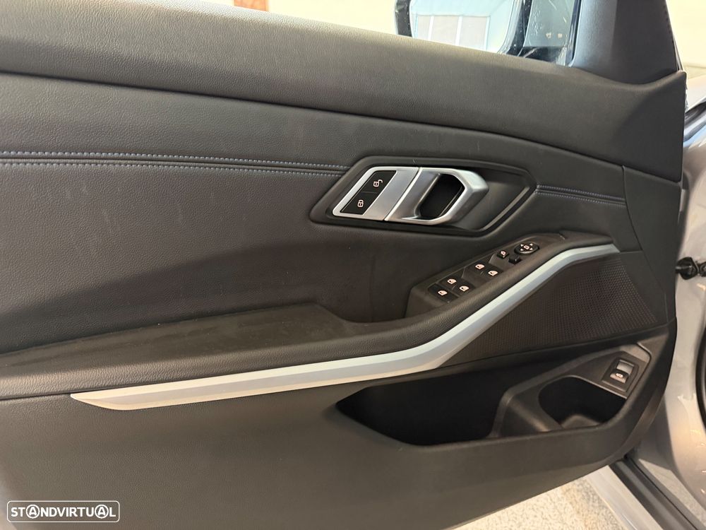 BMW 320 d Pack M Auto - 10