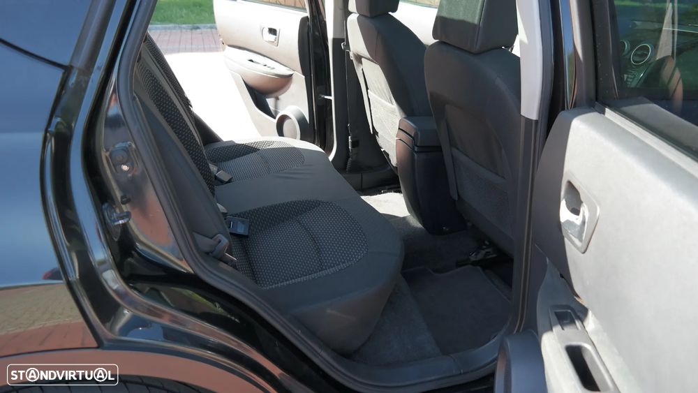 Nissan Qashqai 1.5 dCi Tekna Premium 18 - 17