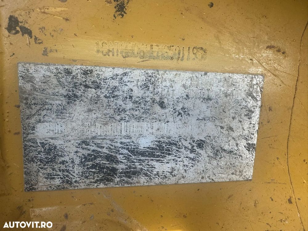 Caterpillar CAT D6N Buldozer - 5