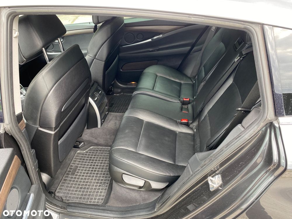 BMW 5GT 530d xDrive - 18