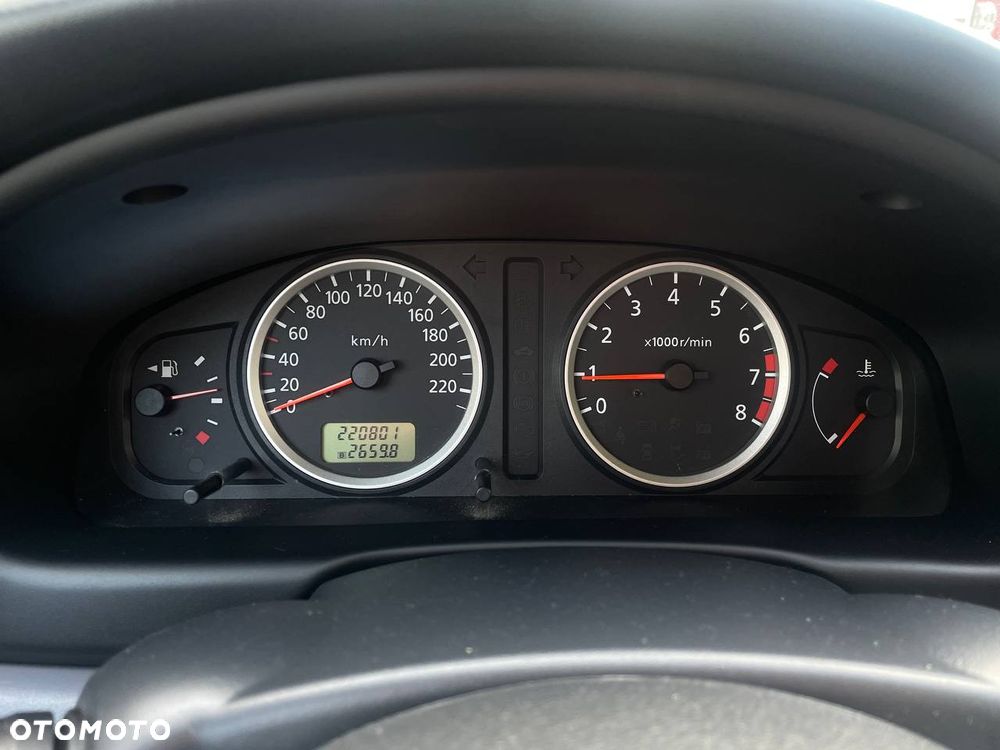 Nissan Almera 1.8 Acenta - 11